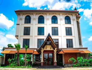 Central Blanche Residence Siem Reap